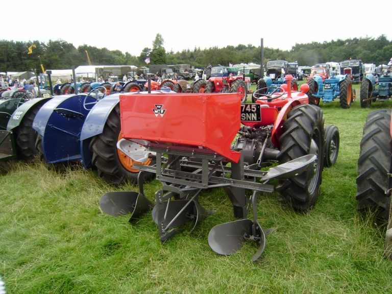 Farm machinery sales to level off after steep drop